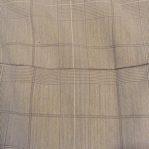 Express Skirt - Picture 3 of 8